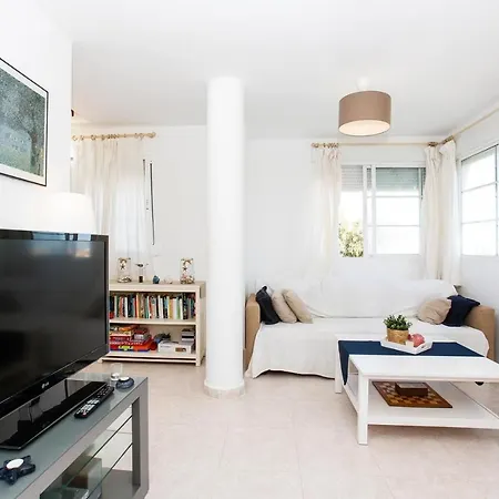 190 Maravista D-10 Apartment